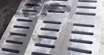 清远 芝麻灰石材沟盖板
