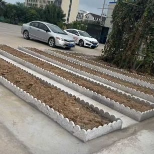 清远 花边石、花围石、花园石安装效果