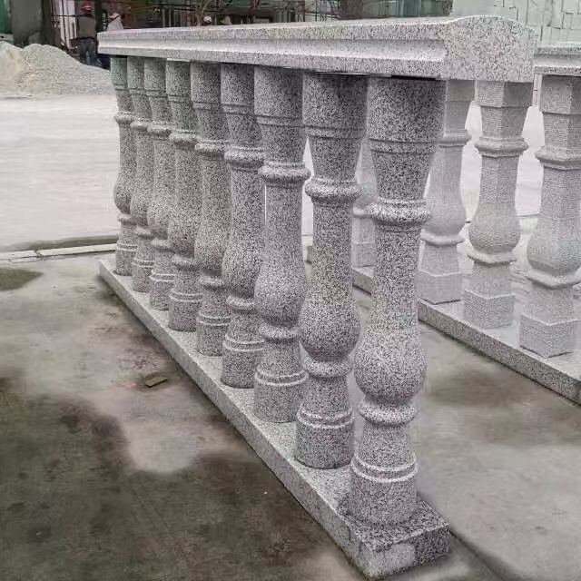 清远 芝麻白圆形光面花瓶柱，栏杆