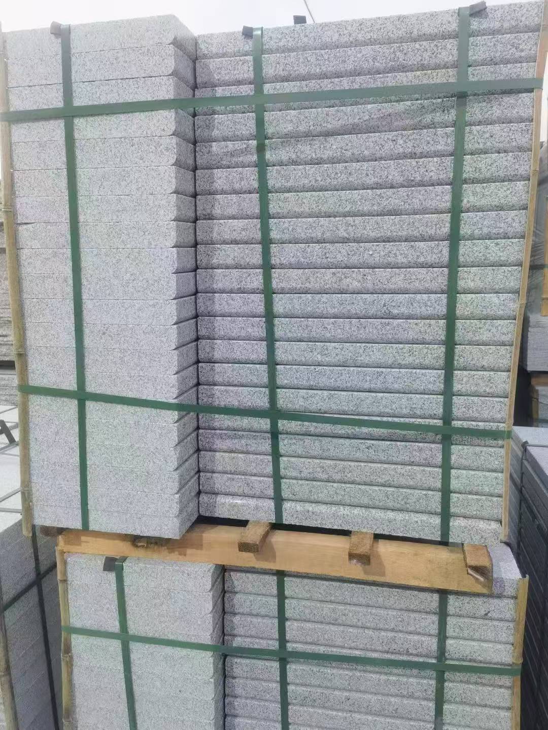 清远 5公分芝麻白，倒斜角，室外楼梯踏步